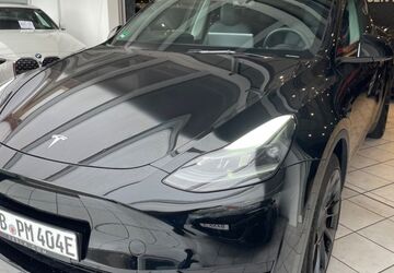 Tesla Model Y 49.500 km 31.999 &euro; Bremen 28201