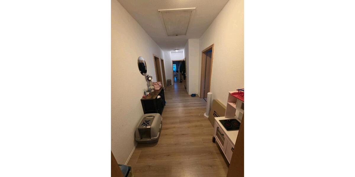 Dachgeschoßwohnung Langwedel - 5 Zimmer, 140 m&sup2;, 1.250&euro; | Angebot:27543266
