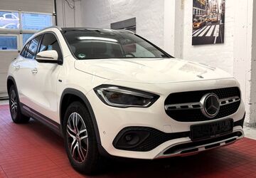 Mercedes-Benz GLA 250 130.000 km 27.400 &euro; Bremen 28207
