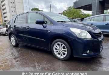 Toyota Verso 266.500 km 3.990 &euro; Bremen 28329