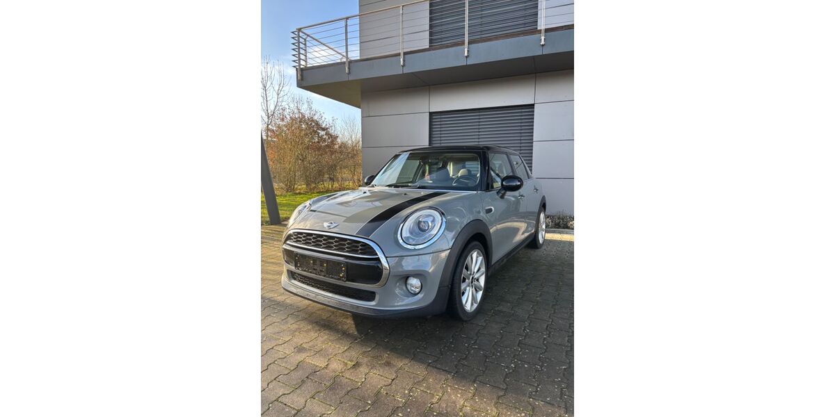 Mini Cooper D 133.000 km 11.599 &euro; Bremen 28357