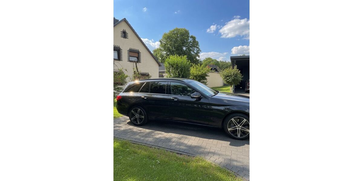 Mercedes-Benz C 300 134.000 km 19.000 &euro; Hambergen 27729