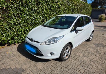 Ford Fiesta 182.000 km 2.222 &euro; Hude 27798