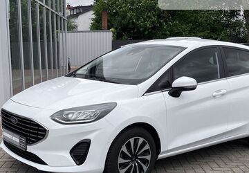 Ford Fiesta 15.521 km 17.750 &euro; Bremen 28201