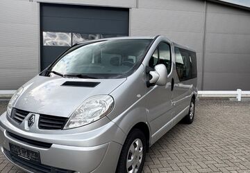 Renault Trafic 153.000 km 8.499 &euro; Ganderkesse 27777