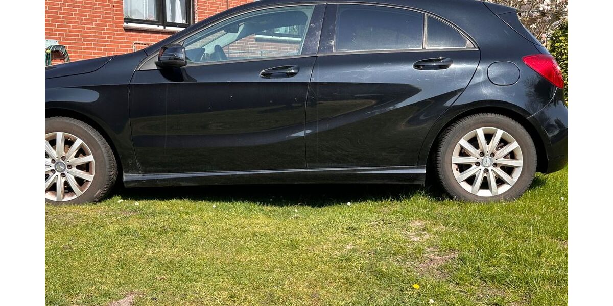 Mercedes-Benz A 160 88.000 km 8.999 &euro; Grasberg 28879