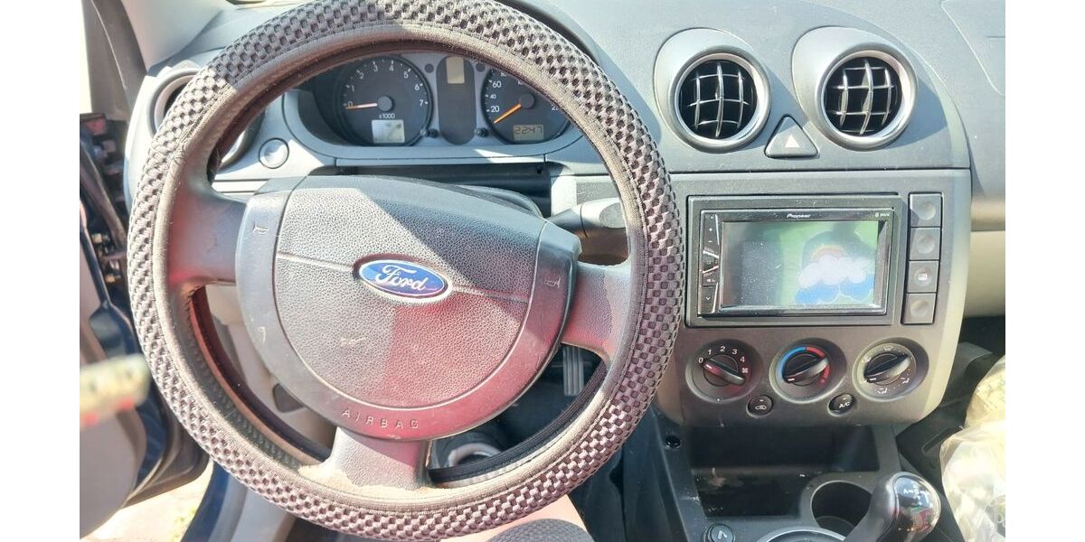 Ford Fiesta 187.000 km 1.600 &euro; Bremen 28201