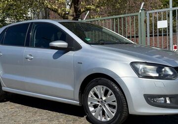 VW Polo 160.000 km 7.990 &euro; Bremen 28329
