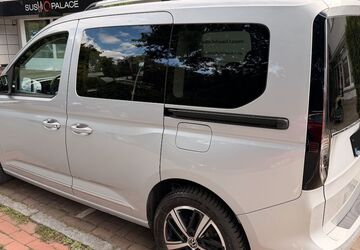VW Caddy 51.100 km 26.950 &euro; Bremen 28211