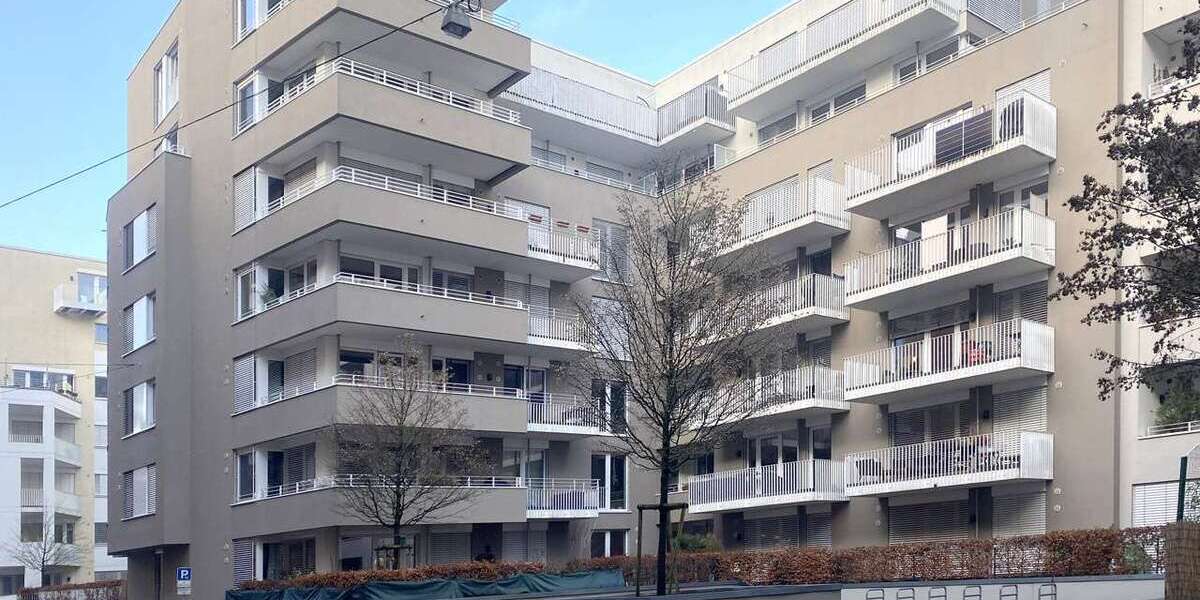 Etagenwohnung Bremen Mitte - 2 Zimmer, 74 m&sup2;, 1.025&euro; | Angebot:26963169