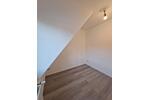 Dachgeschoßwohnung Bremen Neustadt - 3 Zimmer, 44 m&sup2;, 890&euro; | Angebot:27642189