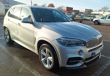 BMW X5 148.000 km 27.900 &euro; Bremen 28211
