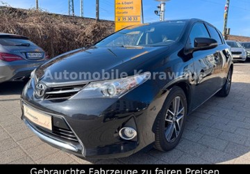 Toyota Auris 73.000 km 10.500 &euro; Bremen 28215