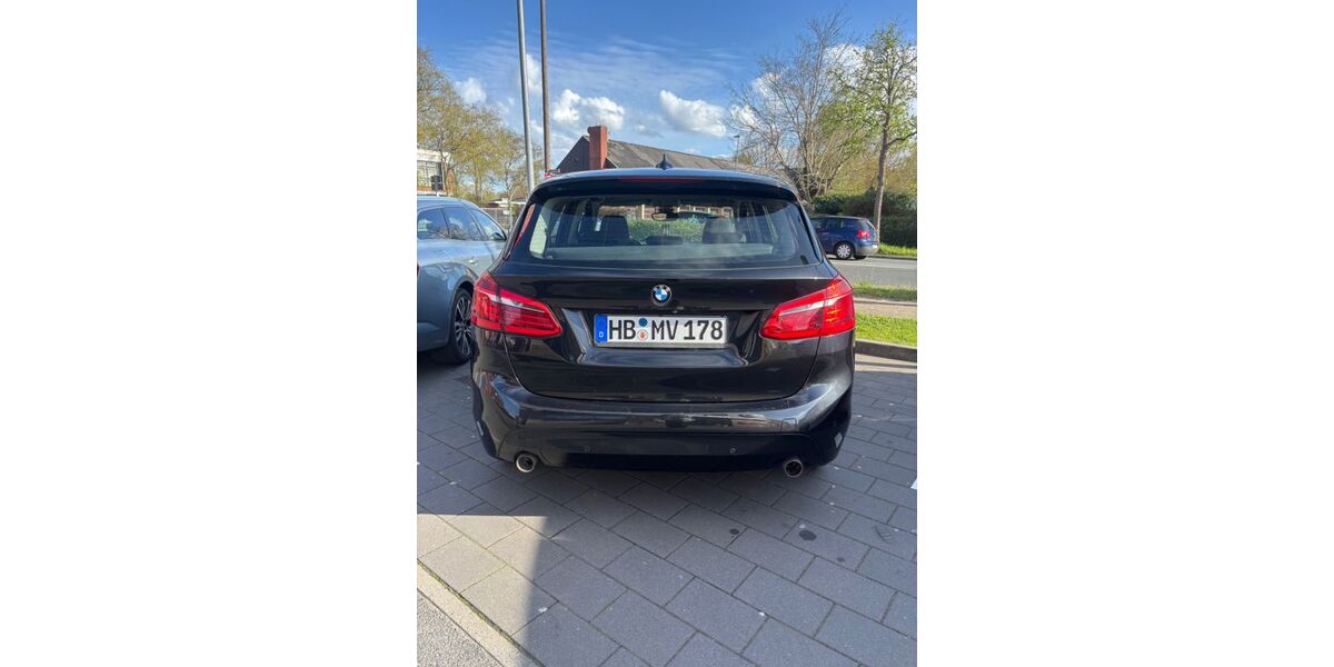 BMW 220 Active Tourer 431.000 km 6.300 &euro; Bremen 28777