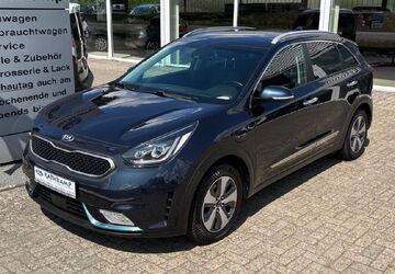 Kia Niro 137.270 km 11.950 &euro; Syke 28857
