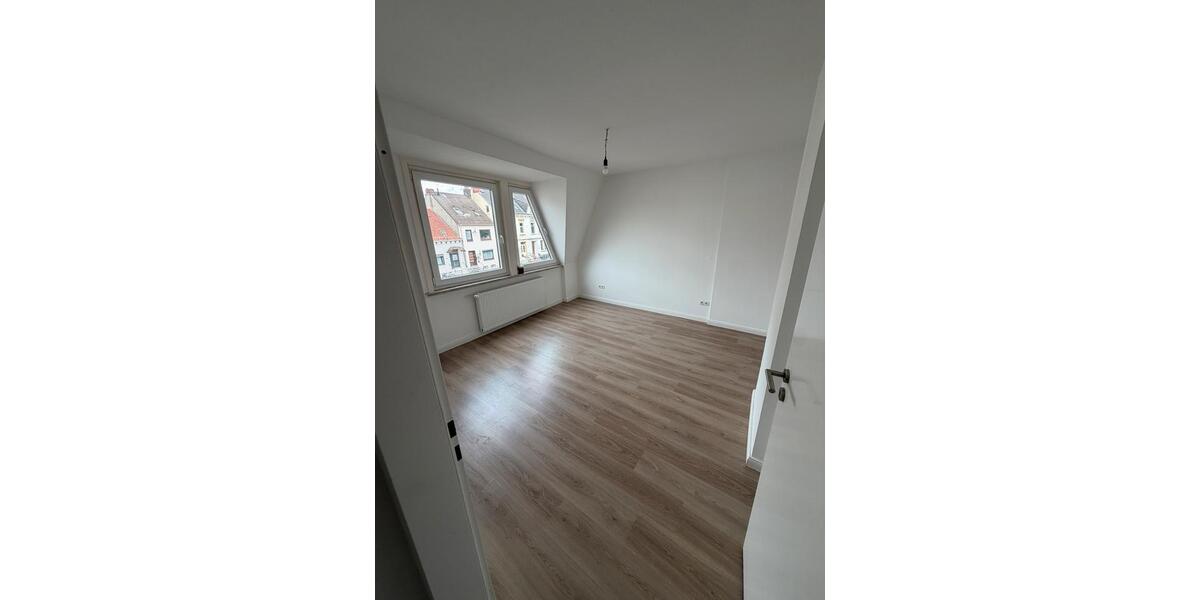 Etagenwohnung Bremen Häfen - 2 Zimmer, 50 m&sup2;, 800&euro; | Angebot:27642191