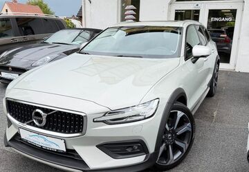 Volvo V60 Cross Country 66.202 km 34.490 &euro; Bremen 28719