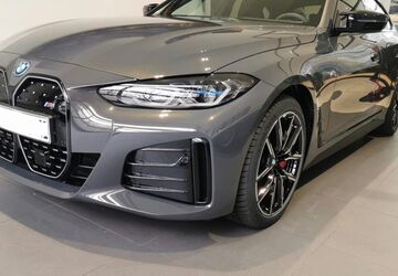 BMW i4 30.000 km 61.900 &euro; Bremen 28359