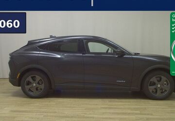 Ford Mustang Mach-E 56.441 km 27.780 &euro; Bremen / Arsten 28279