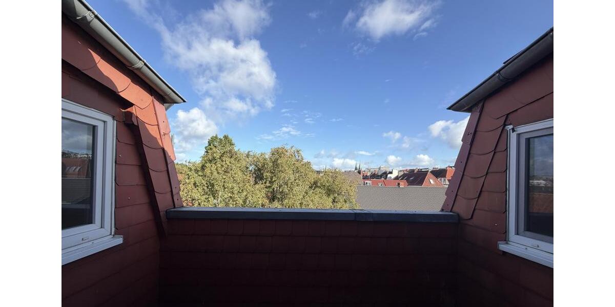Dachgeschoßwohnung Bremen Neustadt - 4 Zimmer, 96 m&sup2;, 1.300&euro; | Angebot:27662307
