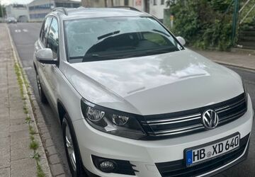 VW Tiguan 188.900 km 6.400 &euro; Bremen 28219