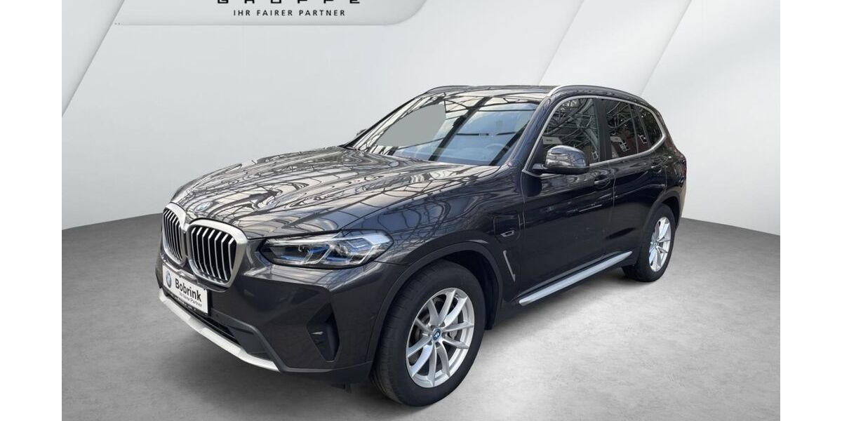 BMW X3 64.599 km 38.940 &euro; Bremen 28329