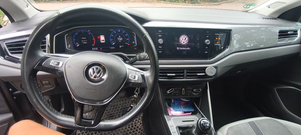 VW Polo 112.000 km 11.000 &euro; Schwanewede 28790