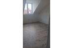 Dachgeschoßwohnung Bremen Hemelingen - 4 Zimmer, 85 m&sup2;, 1.200&euro; | Angebot:27642200