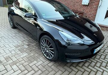 Tesla Model 3 65.000 km 26.800 &euro; Bremen 28239