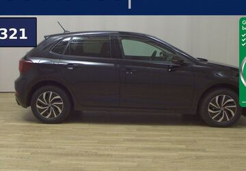 VW Polo 101.381 km 13.180 &euro; Bremen / Arsten 28279