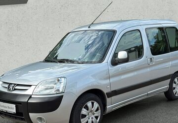 Peugeot Partner 94.000 km 9.450 &euro; Grasberg 28879