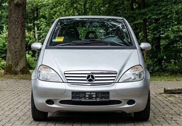 Mercedes-Benz A 140 113.300 km 1.499 &euro; Bremen 28307