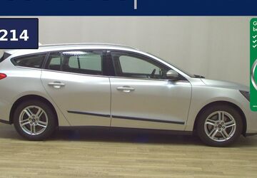 Ford Focus 143.996 km 8.480 &euro; Bremen / Arsten 28279