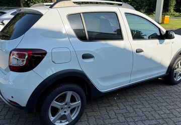 Dacia Sandero 98.500 km 8.950 &euro; Lilienthal 28865