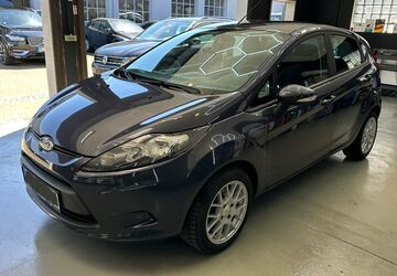 Ford Fiesta 129.000 km 3.950 &euro; Bremen 28217