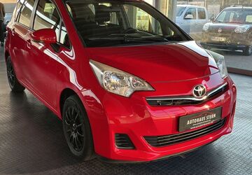 Toyota Verso-S 132.000 km 5.800 &euro; Bremen 28201