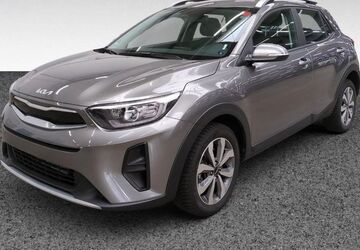Kia Stonic 14.746 km 19.980 &euro; Bremen 28357