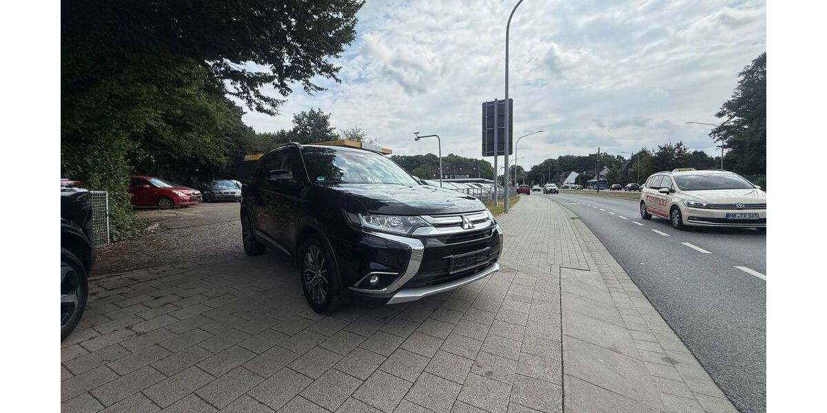 Mitsubishi Outlander 89.000 km 12.800 &euro; Bremen 28259
